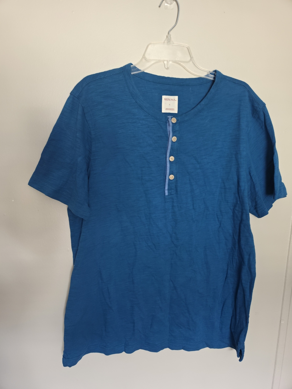 Merona Men’s T-Shirt L Blue Henley Neck Short Sleeve Solid Button Accent